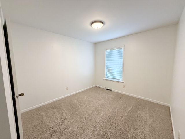 140 Stokes Dr, Smyrna, TN 37167
