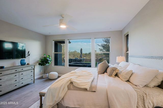 17811 E CINDERCONE Road, Rio Verde, AZ 85263