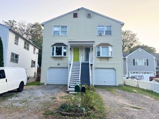 409 Pond Street, Bridgeport, CT 06606