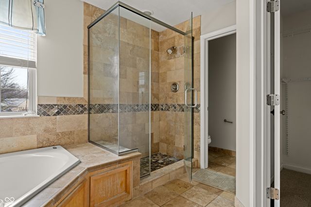 5845 Mill Oak Drive, Noblesville, IN 46062