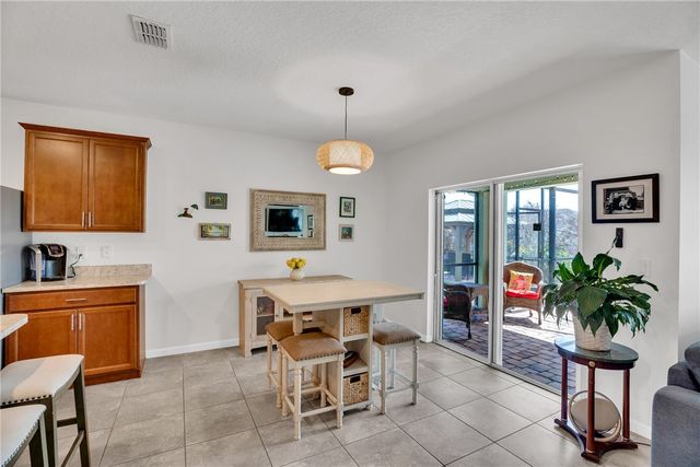 123 Larchmont Terrace, Sebastian, FL 32958