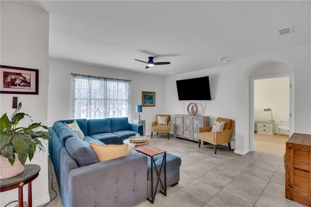 123 Larchmont Terrace, Sebastian, FL 32958