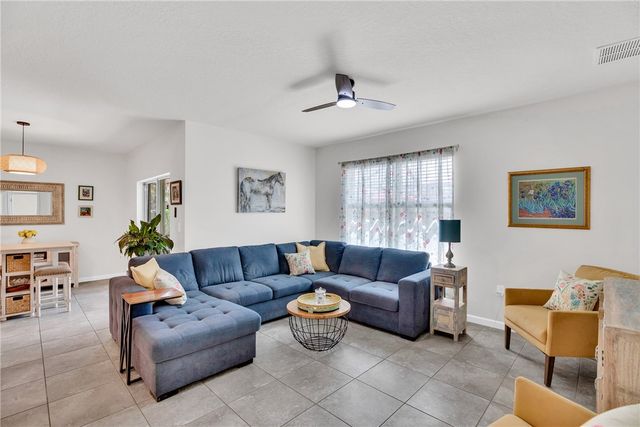 123 Larchmont Terrace, Sebastian, FL 32958