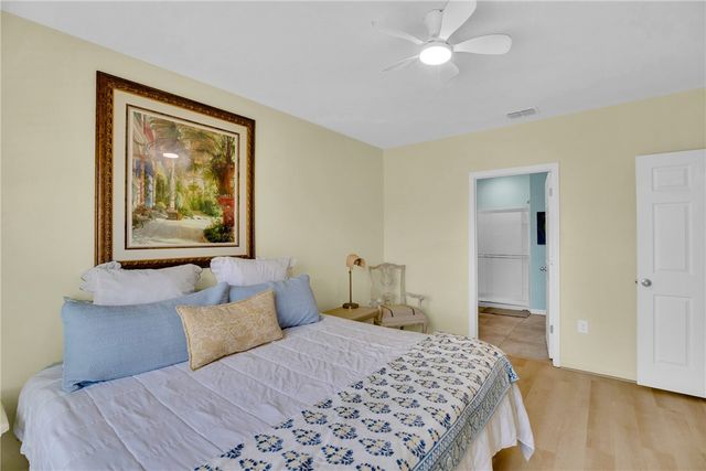 123 Larchmont Terrace, Sebastian, FL 32958