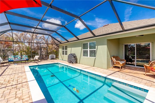 123 Larchmont Terrace, Sebastian, FL 32958