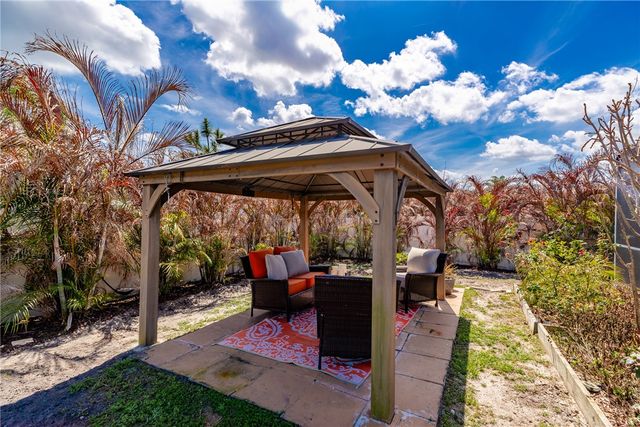 123 Larchmont Terrace, Sebastian, FL 32958