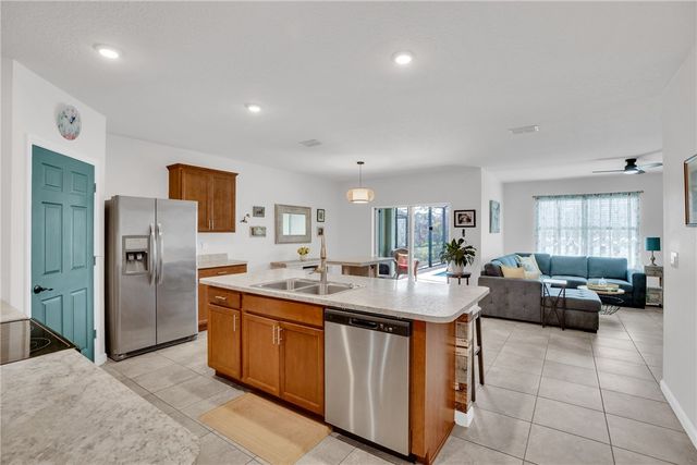 123 Larchmont Terrace, Sebastian, FL 32958