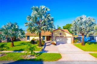 4921 NW 83rd Avenue, Lauderhill, FL 33351