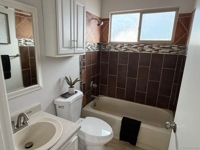 271 Elm Street, Bennett, CO 80102