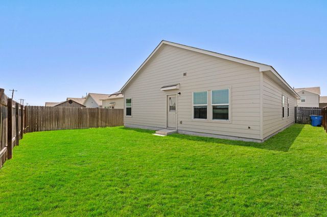 13704 Tordillo DR, Elgin, TX 78621