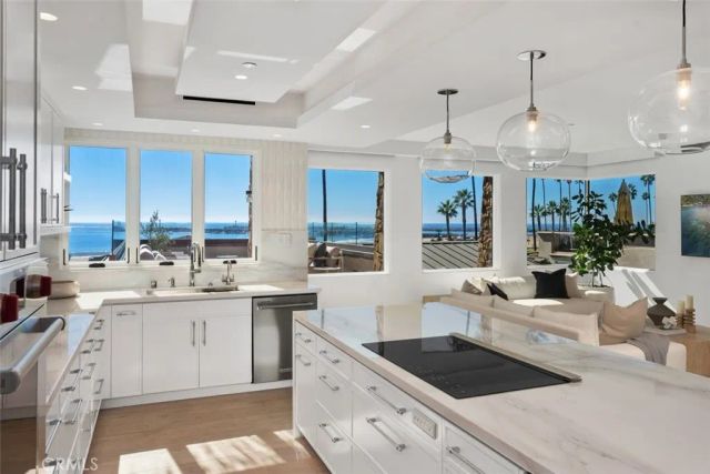 3130 Breakers, Corona Del Mar, CA 92625