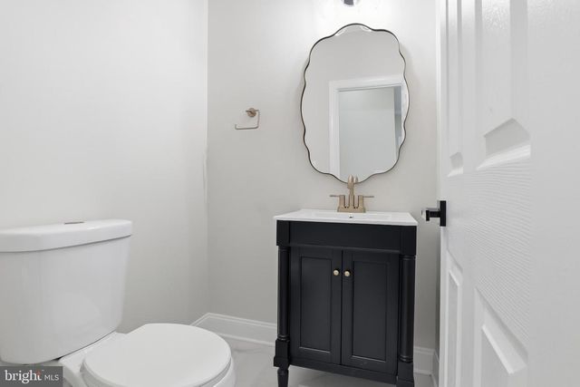 7 BEVERLY CT, Carlisle, PA 17015