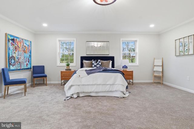 7 BEVERLY CT, Carlisle, PA 17015