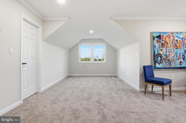 7 BEVERLY CT, Carlisle, PA 17015