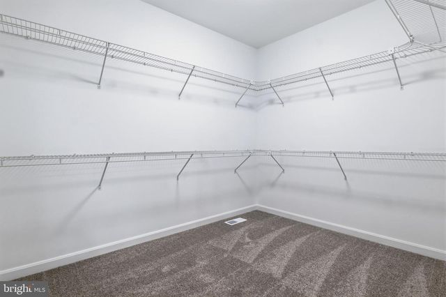 7 BEVERLY CT, Carlisle, PA 17015