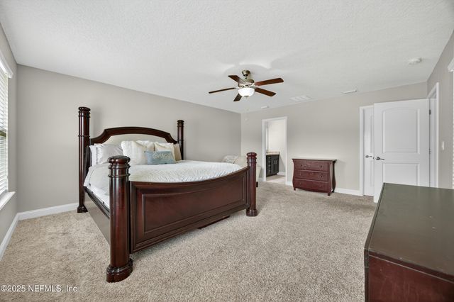 7896 DAWSONS CREEK Drive, Jacksonville, FL 32222