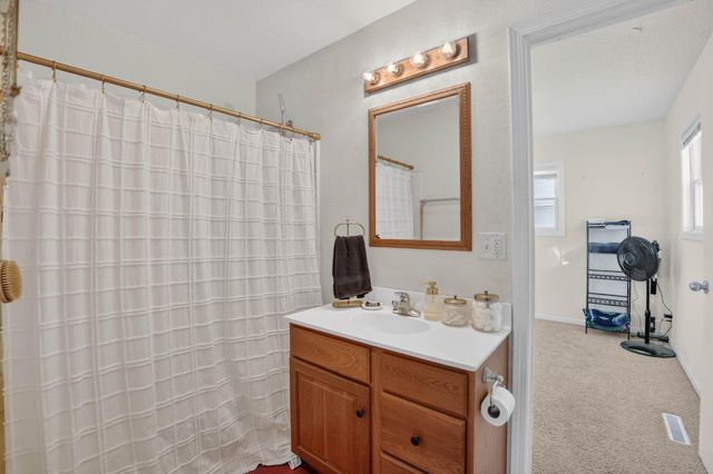 704 2nd Street, Parkersburg, IA 50665