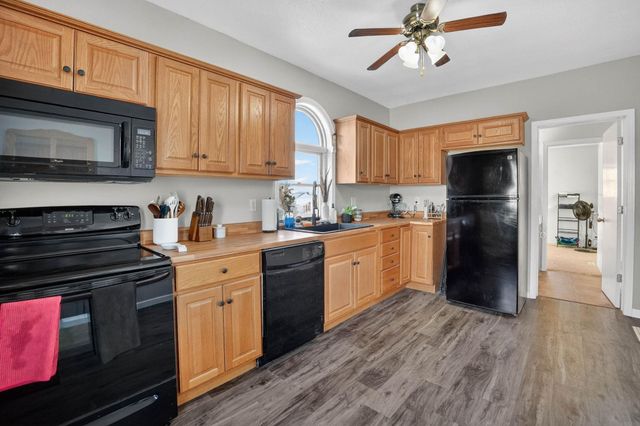 704 2nd Street, Parkersburg, IA 50665