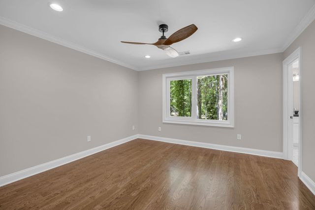 128 Edgecombe Road, Spartanburg, SC 29307