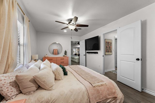 306 S Eisenhower Dr, Midland, TX 79703