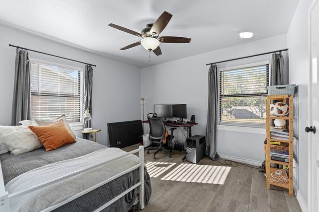 306 S Eisenhower Dr, Midland, TX 79703