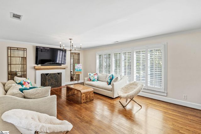 32 Heather Way, Greenville, SC 29605