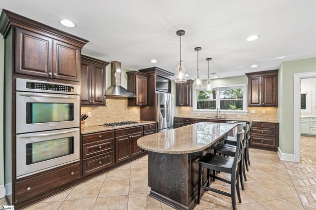 32 Heather Way, Greenville, SC 29605