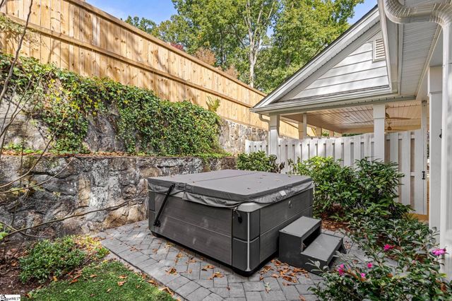 32 Heather Way, Greenville, SC 29605