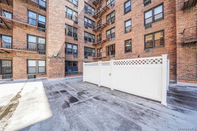 35-20 Leverich Street 212, Jackson Heights, NY 11372