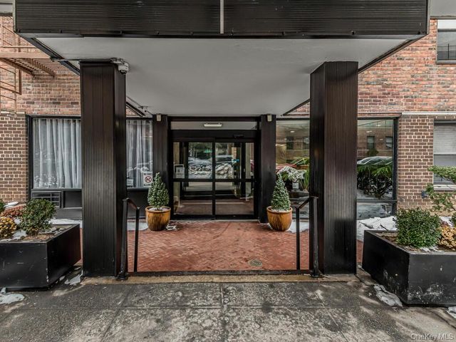 35-20 Leverich Street 212, Jackson Heights, NY 11372