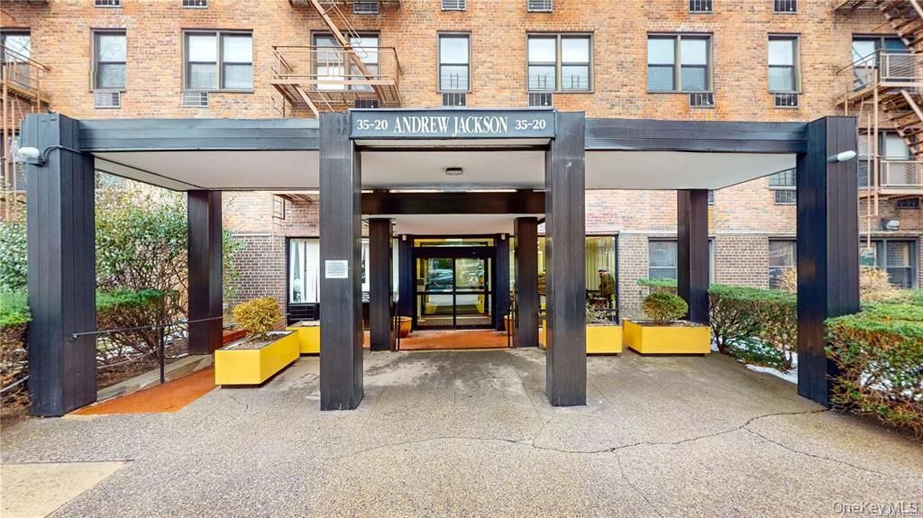 35-20 Leverich Street 212, Jackson Heights, NY 11372