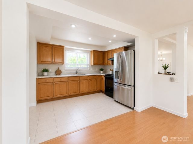 13404 Military Road S, Tukwila, WA 98168