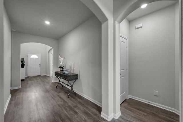 6185 White Oak Leaf Loop, Conroe, TX 77303
