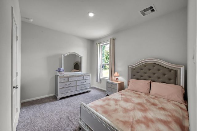 6185 White Oak Leaf Loop, Conroe, TX 77303