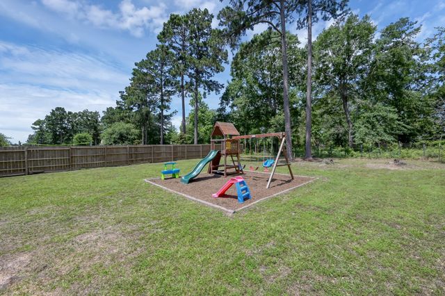 6185 White Oak Leaf Loop, Conroe, TX 77303