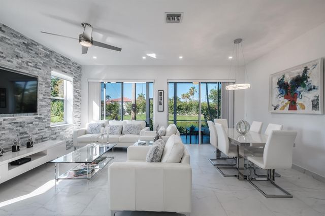 401 Resort Lane, Palm Beach Gardens, FL 33418
