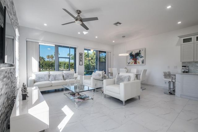 401 Resort Lane, Palm Beach Gardens, FL 33418