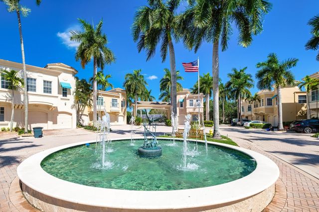 401 Resort Lane, Palm Beach Gardens, FL 33418