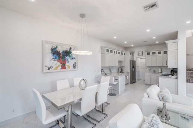 401 Resort Lane, Palm Beach Gardens, FL 33418