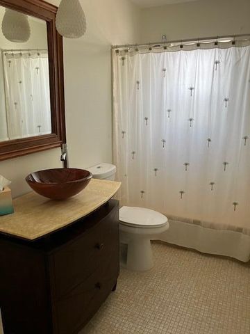 1199 Hillsboro Mile 323, Hillsboro Beach, FL 33062