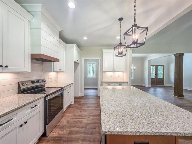 105 Holly Branch Path, Rockmart, GA 30153