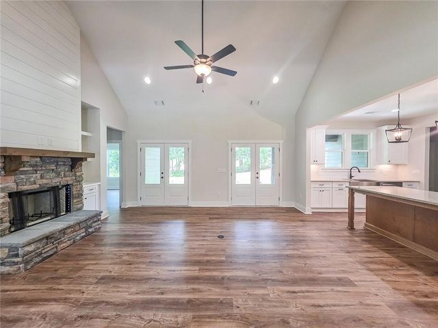 105 Holly Branch Path, Rockmart, GA 30153