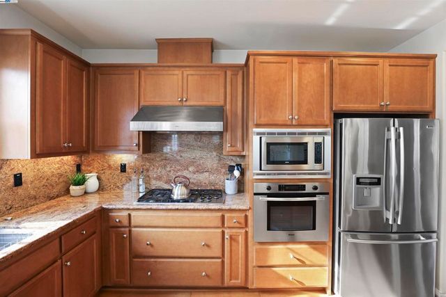 2821 Lemon Cmn, Livermore, CA 94551