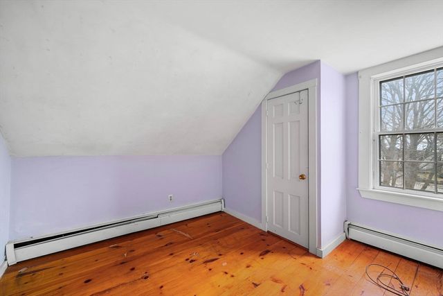 54 Rowland St, Marblehead, MA 01945