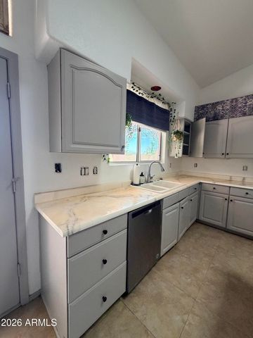 5215 W TONOPAH Drive, Glendale, AZ 85308