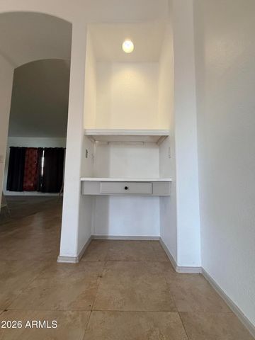5215 W TONOPAH Drive, Glendale, AZ 85308