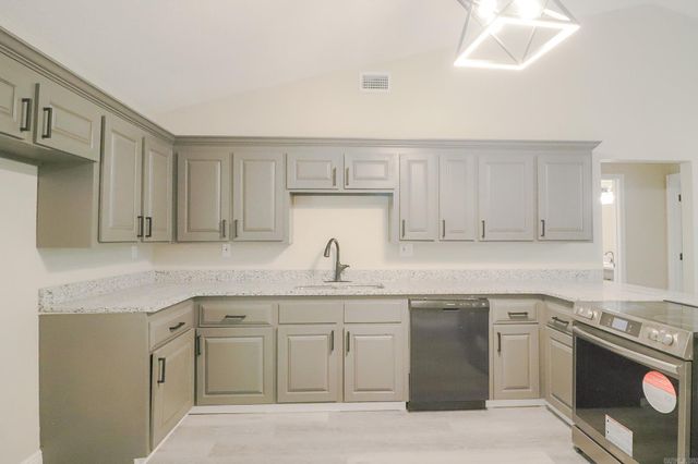 200 County Road 772, Jonesboro, AR 72405