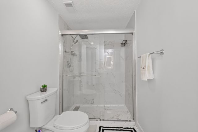 900 19th Ave S Apt 905, Nashville, TN 37212