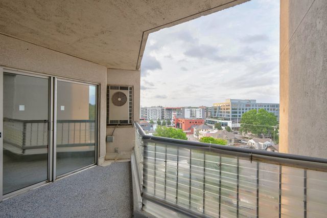 900 19th Ave S Apt 905, Nashville, TN 37212