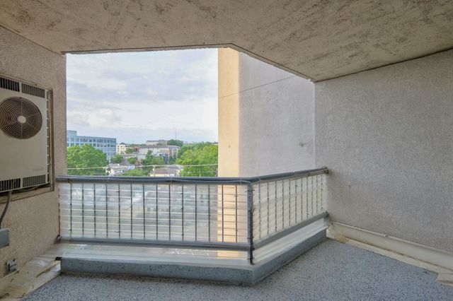 900 19th Ave S Apt 905, Nashville, TN 37212